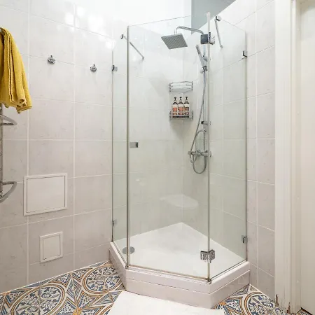 Design Meets Comfort - Prestigious City Center Appartement Riga