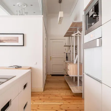 Appartement Design Meets Comfort - Prestigious City Center Riga